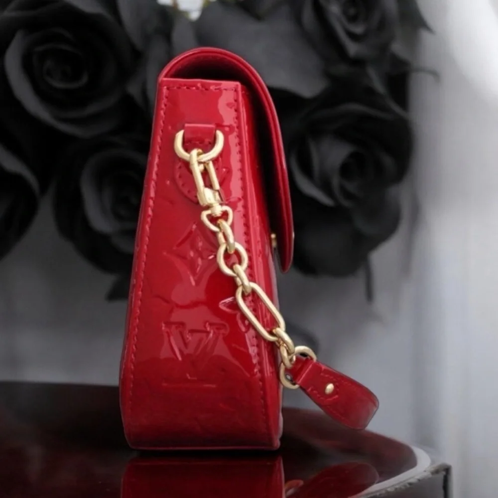 Pomme D'Amour Apple of Love Monogram Vernis Rodeo Drive Bag Louis Vuitton Red